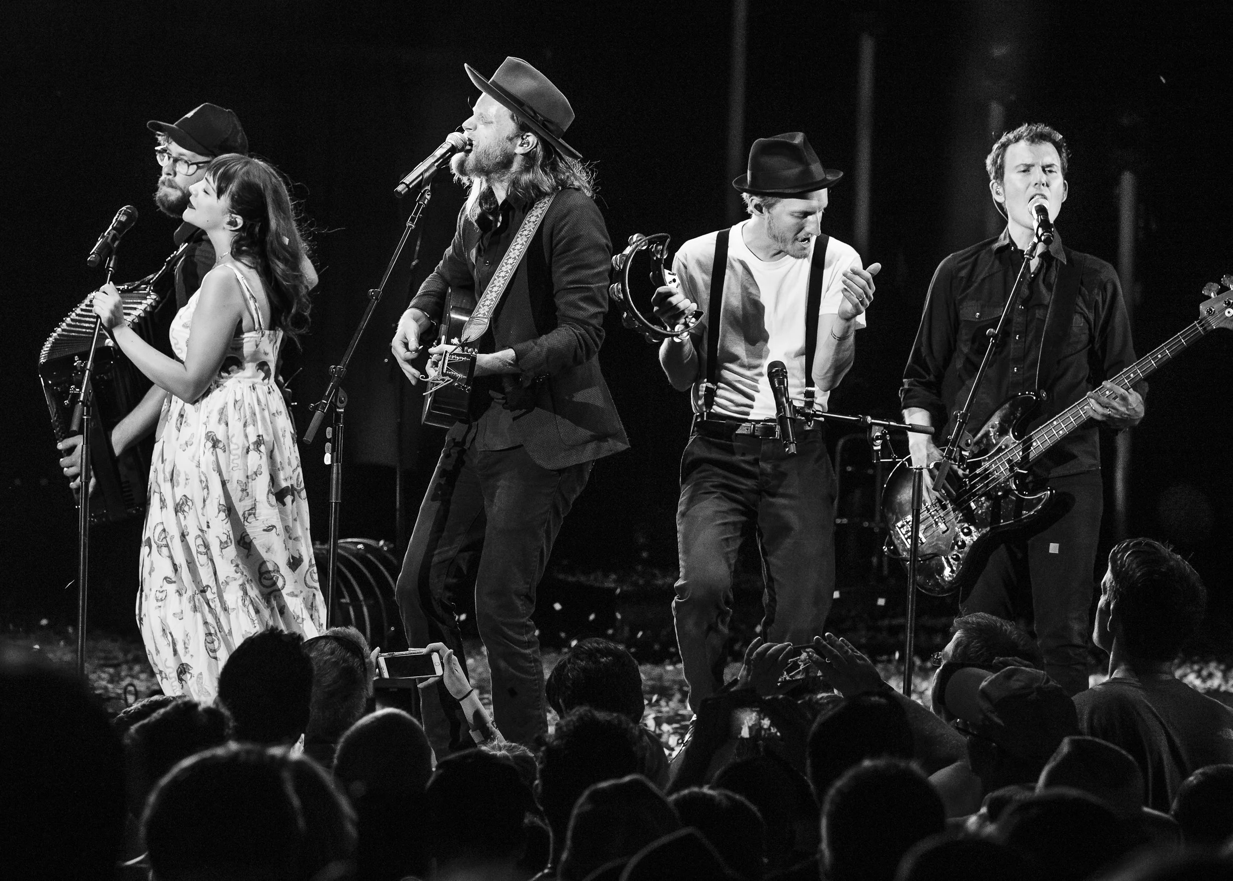 0216 17.08.27 - lumineers ENGLEWOOD, CO 0565.jpg