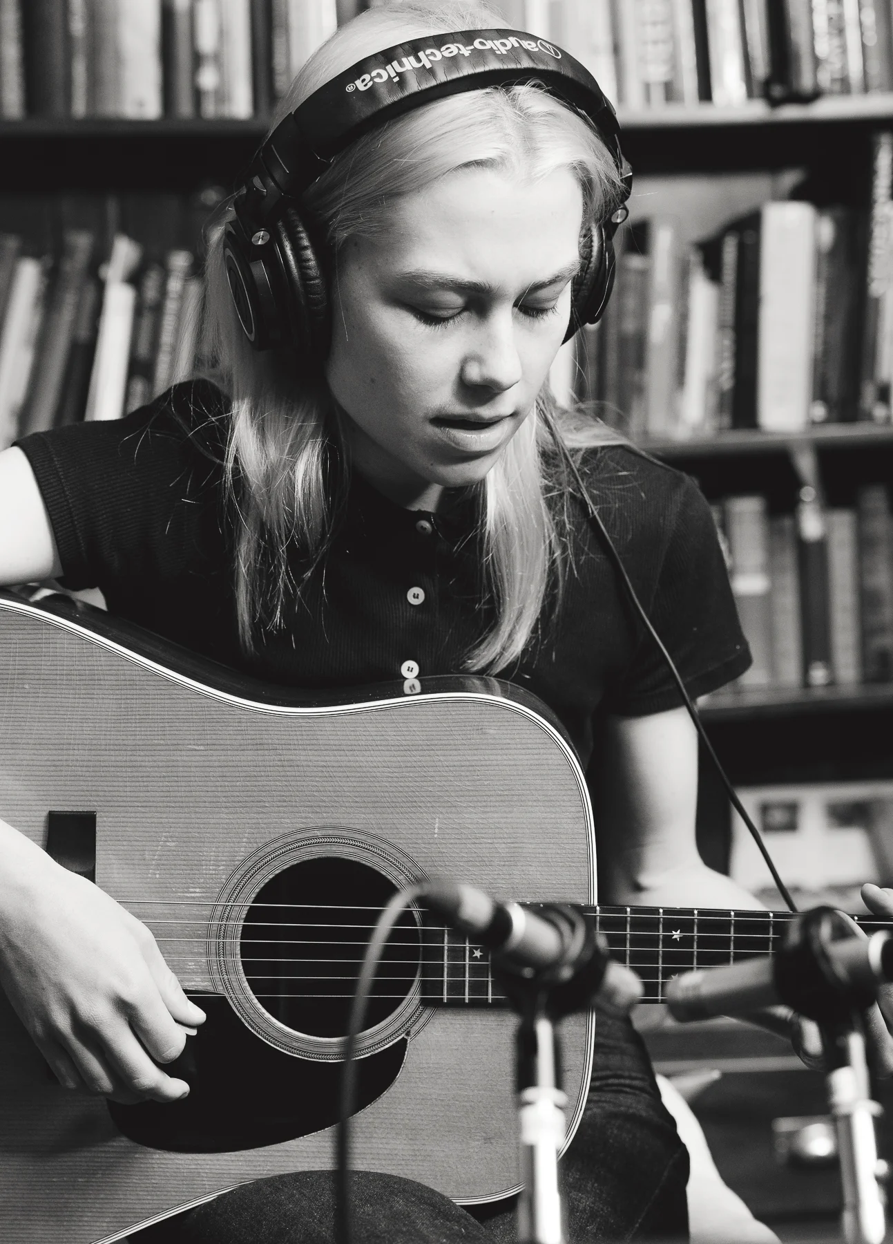 18.08.23 - phoebe bridgers RHINEBECK 0182 copy.jpg