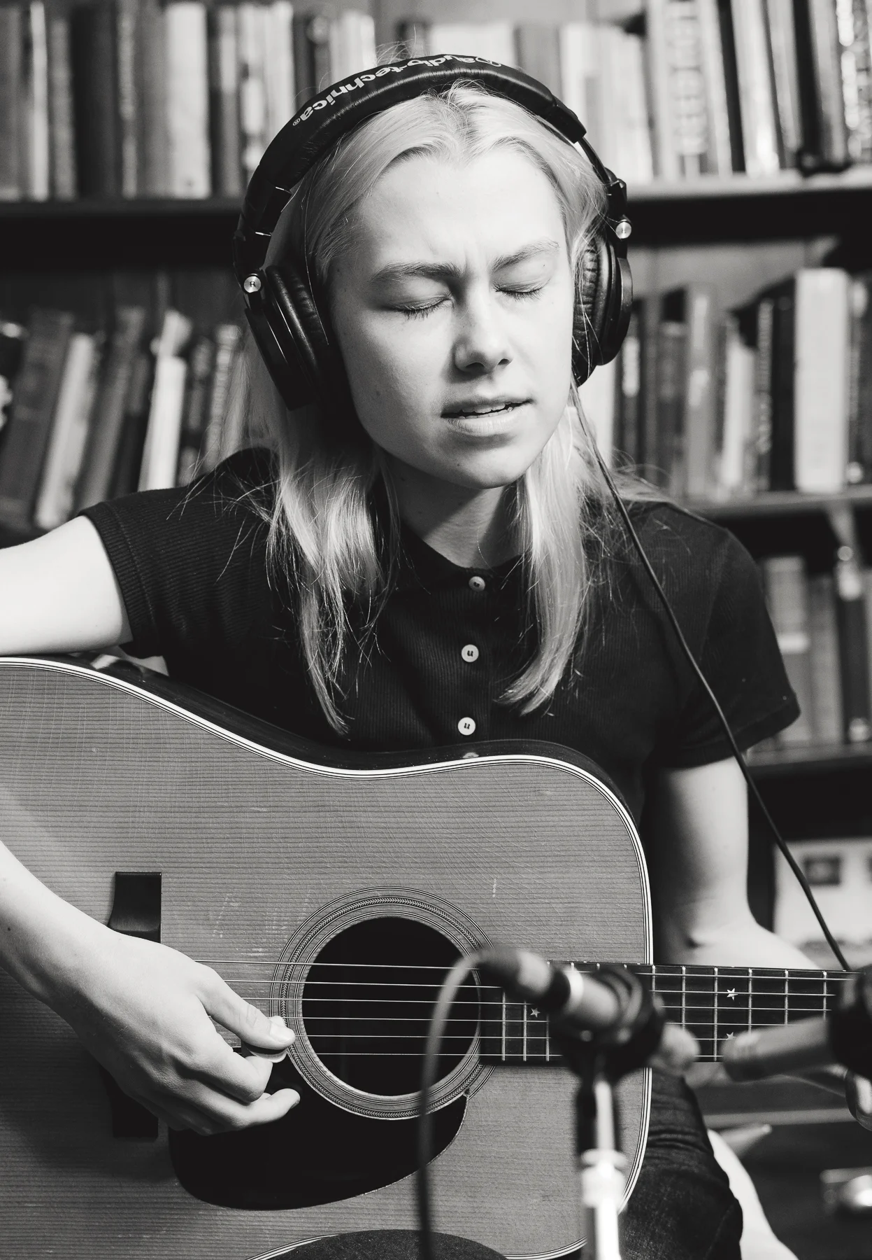 18.08.23 - phoebe bridgers RHINEBECK 0184 copy.jpg