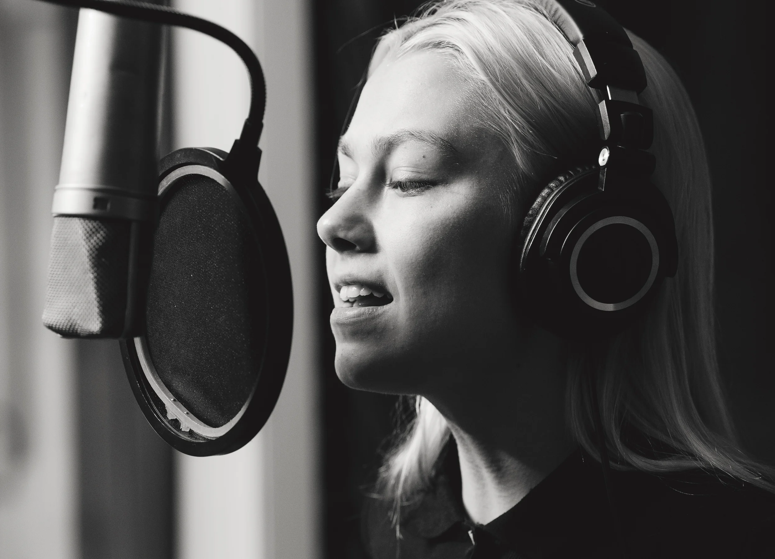 18.08.23 - phoebe bridgers RHINEBECK 0243 copy.jpg