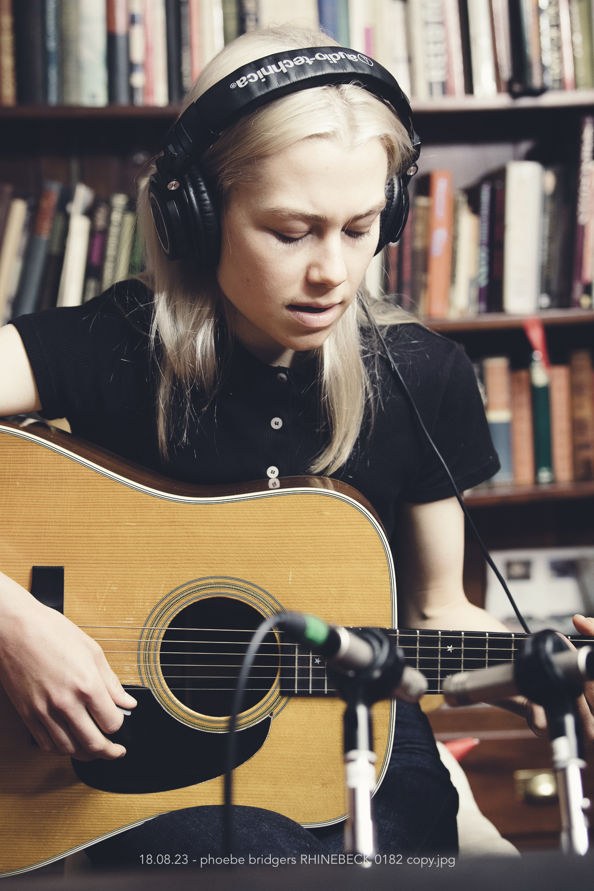 18.08.23 - phoebe bridgers RHINEBECK 0182 copy.JPG