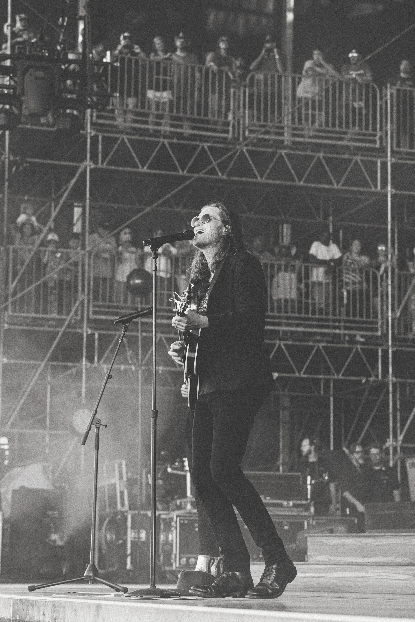19.06.16 - lumineers - BONAROO 0069 copy.jpg