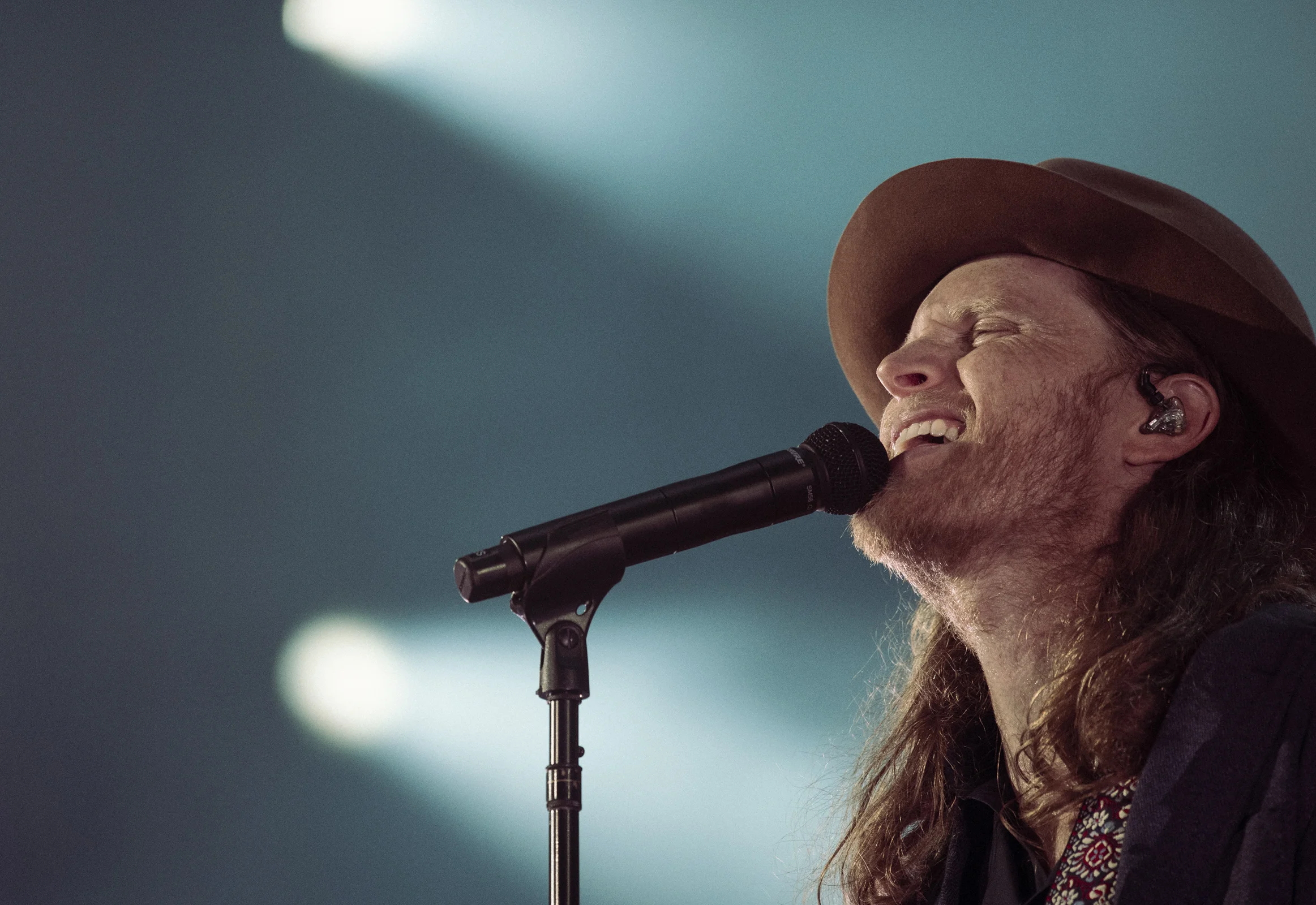 19.08.02 - lumineers OSHEAGA 0925 copy.jpg