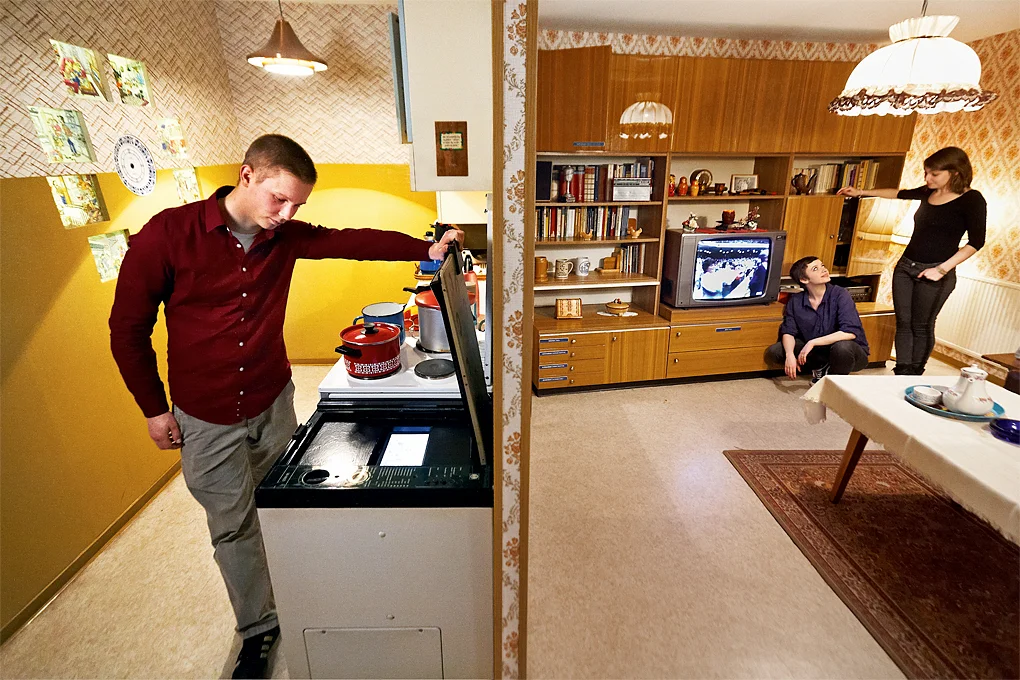 Plattenbau kitchen & living room. Image © DDR Museum
