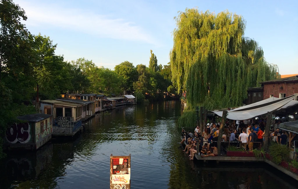 Music and Food by the canal in Kreuzberg