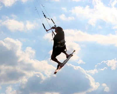 Jesse Poulin On Kite Surfing