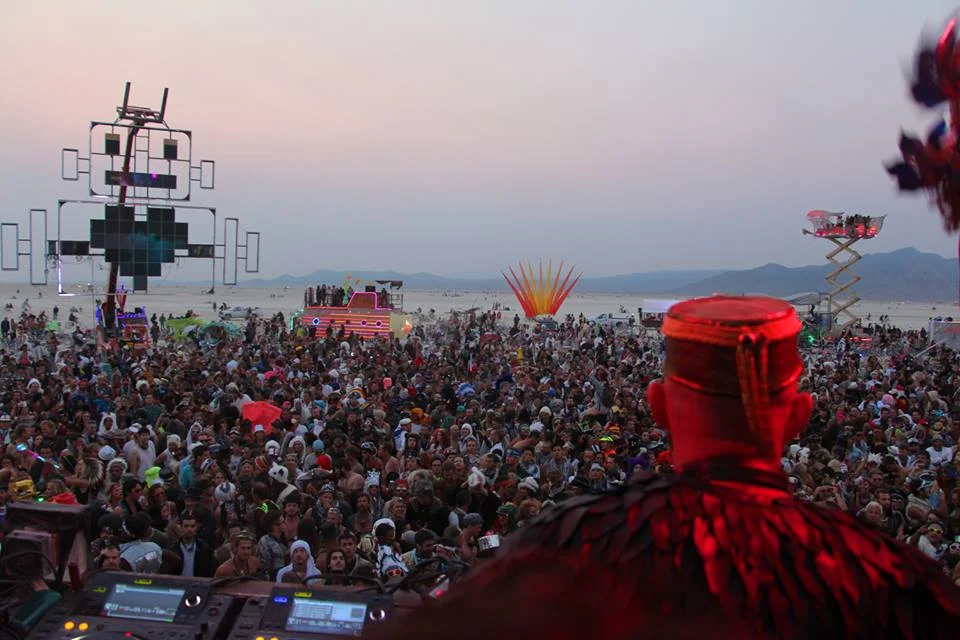 I am not sure who took this amazing photo of Damian Lazarus at Robotheart