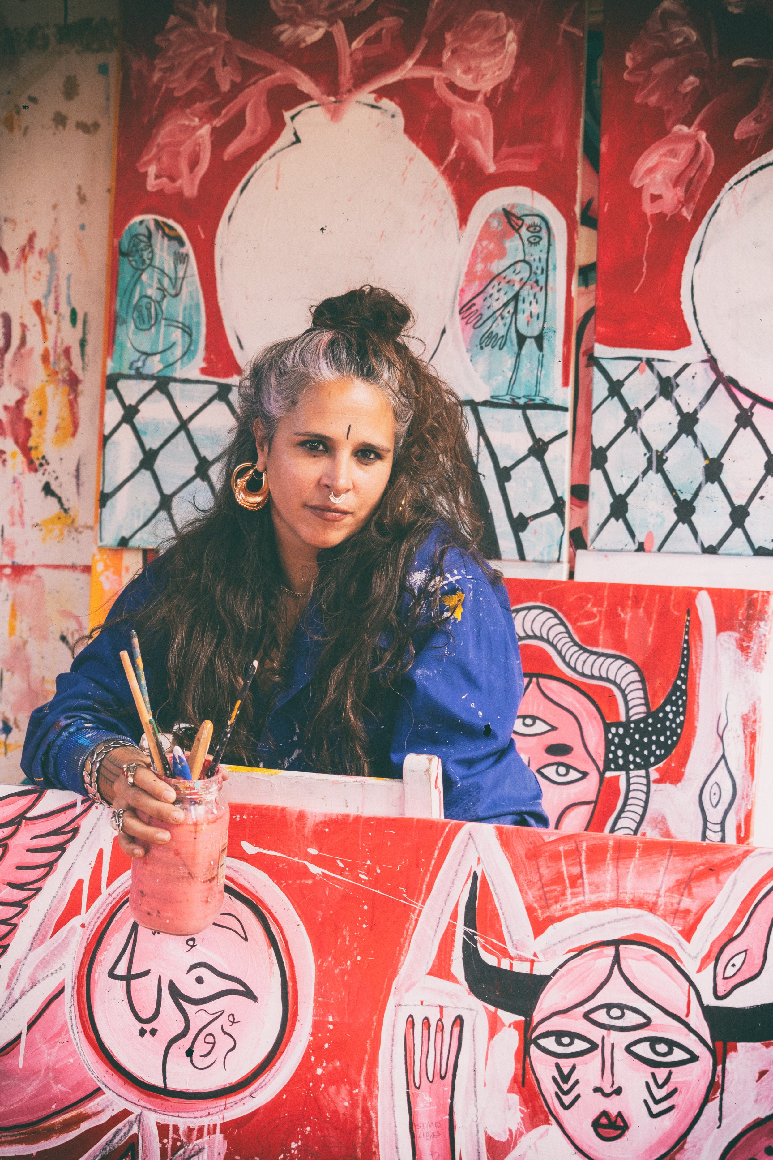 Violeta Galera: When Flowers Become Resistance – Art and the Refusal to Look Away