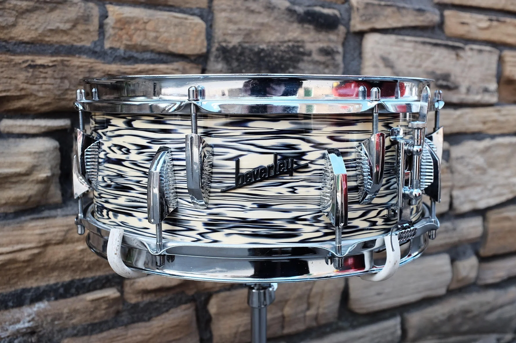 Beverley Super De Luxe Cosmic 5.jpg