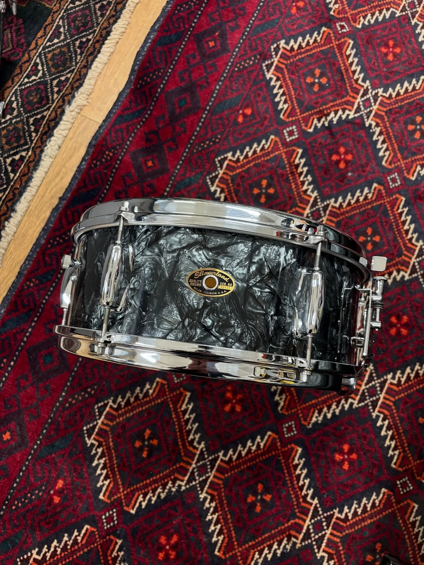 Sept 1963 Slingerland &lsquo;Deluxe Student Model&rsquo; 14x5.5&rdquo; in original Black Diamond Pearl. Leaving the workshop today for a new home ✨🪩