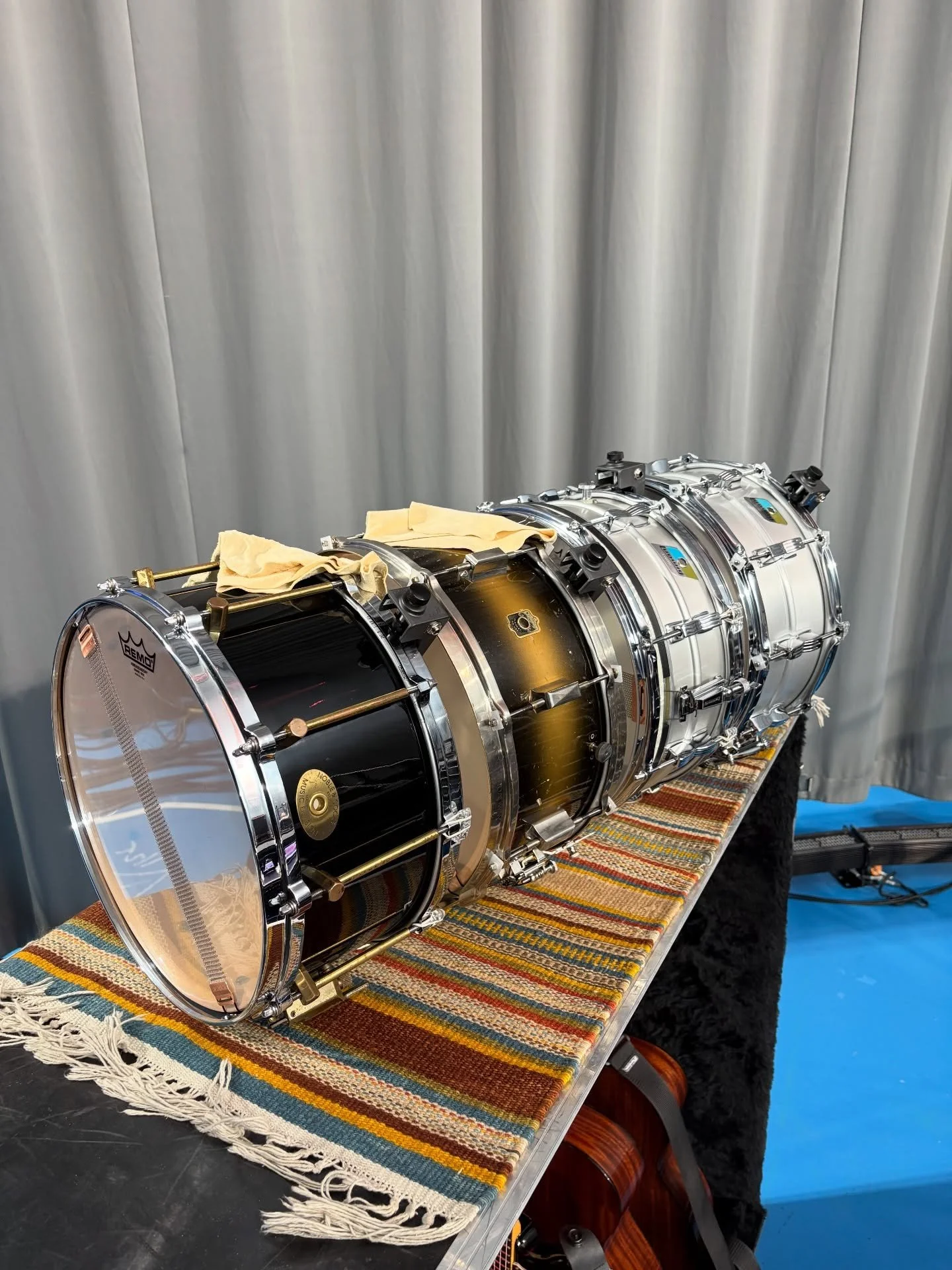 An incredible desert island 1987 Noble &amp; Cooley 14x6.5&rdquo; solid maple snare found in Melbourne. Acquired, cleaned and put on the gig in a matter of days ✨🪩

This one pretty nicely bookmarks a decade of drum hunting with @freddysheed 💛