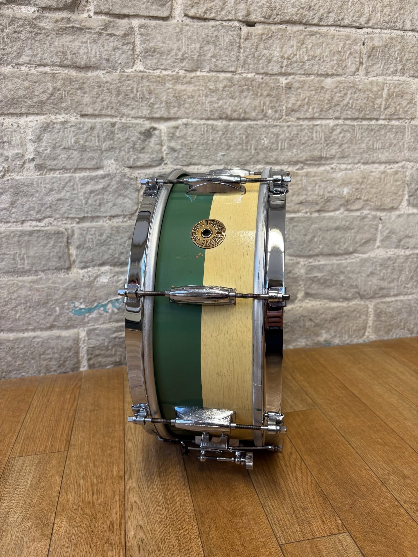 Thanks to @tomcolll @fontainesband for sending this stunning 1950s Gretsch &lsquo;Renown&rsquo; 14x5.5&rdquo; Two-Tone snare in for a good old service last week. She&rsquo;s a peach.