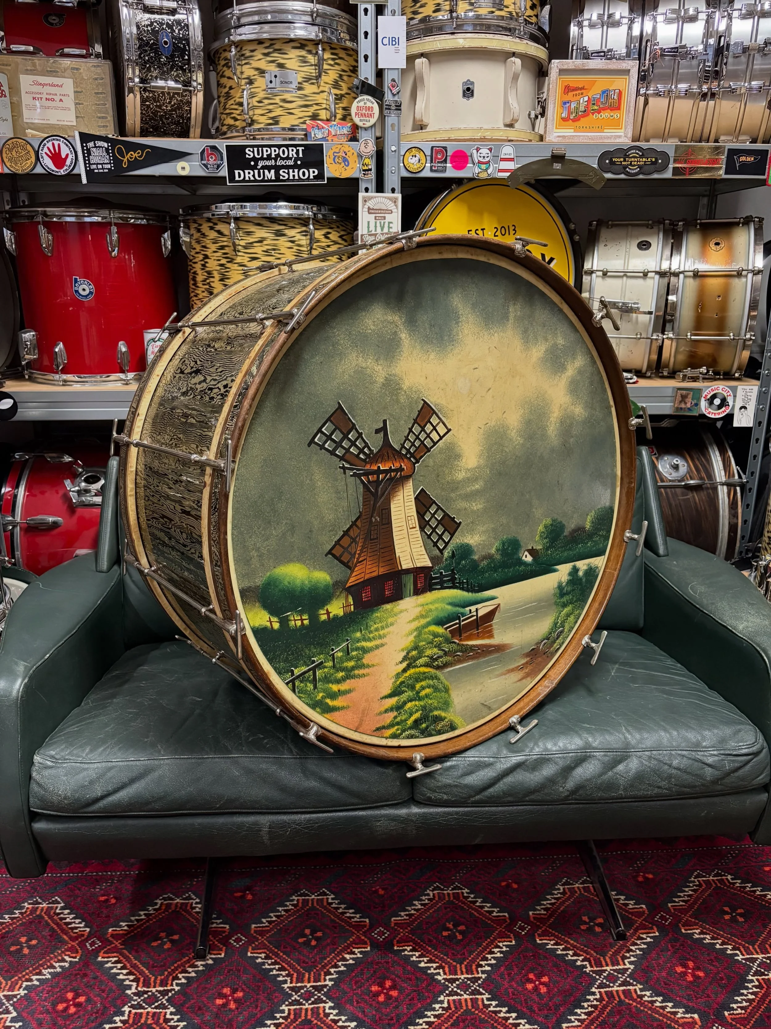 June 1937 Leedy &lsquo;Spartan&rsquo; 28x14&rdquo; bass drum in Abalone Pearl with original painted reso head with Dutch Windmill Scene. Mind blowingly cool! 

Super chuffed to pair this up with my @nobleandcooley 14x8&rdquo; Abalone that I got a few