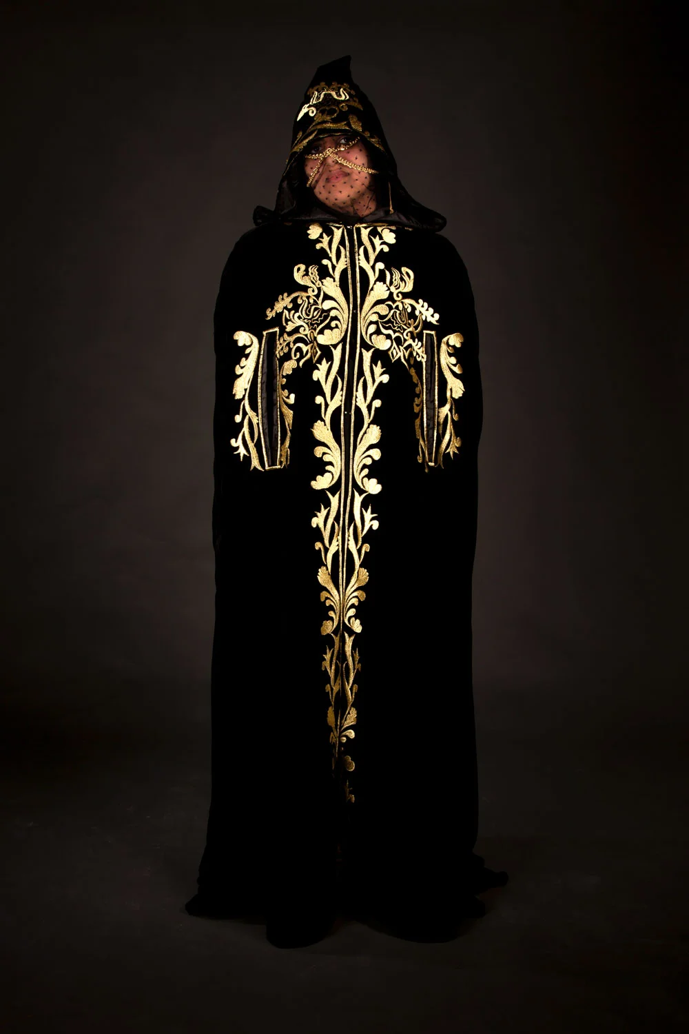 surface_f14_costume_Maetha_AlKhayarin_studio.jpg