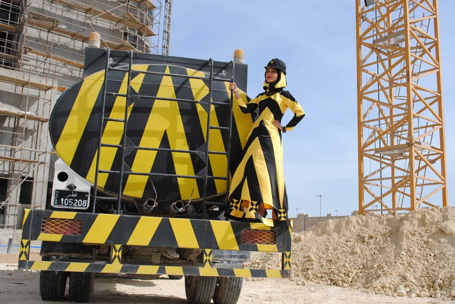 surface_f14_costume_sara_mashhadi_onsite2.jpg