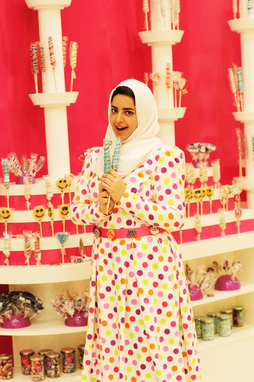 surface_s15_costume_maryam_almajid5.jpg