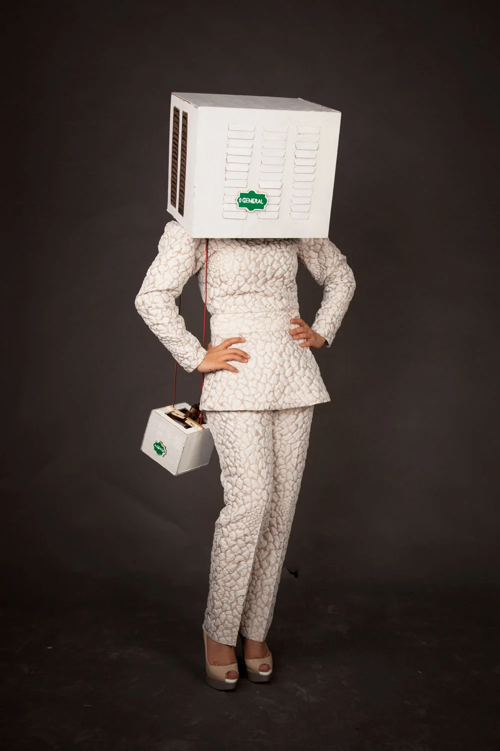 surface_s15_costume_noor5.jpg