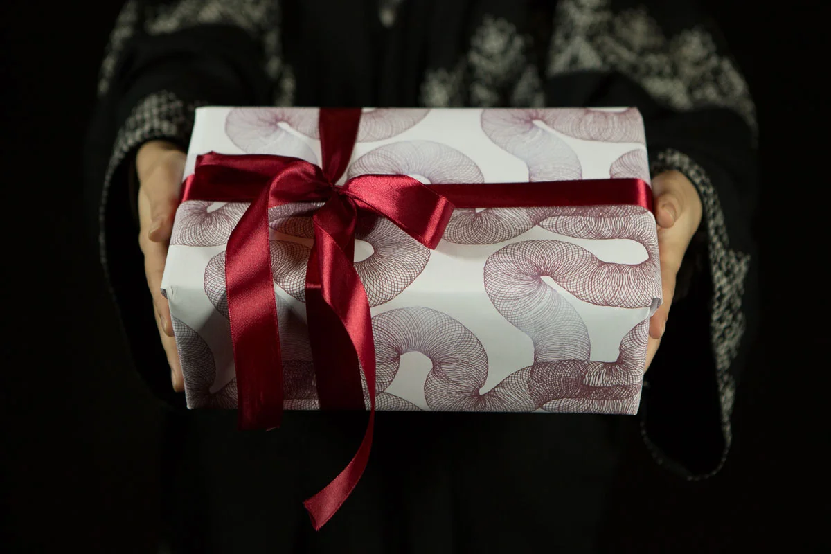 buthaina_alqiasi_surface_s16_giftwrap-2146.jpg