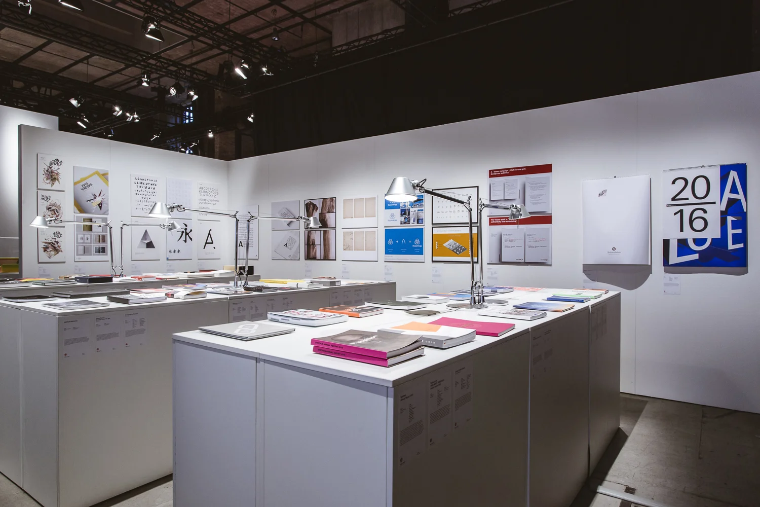red_dot_award_exhibition3.jpg
