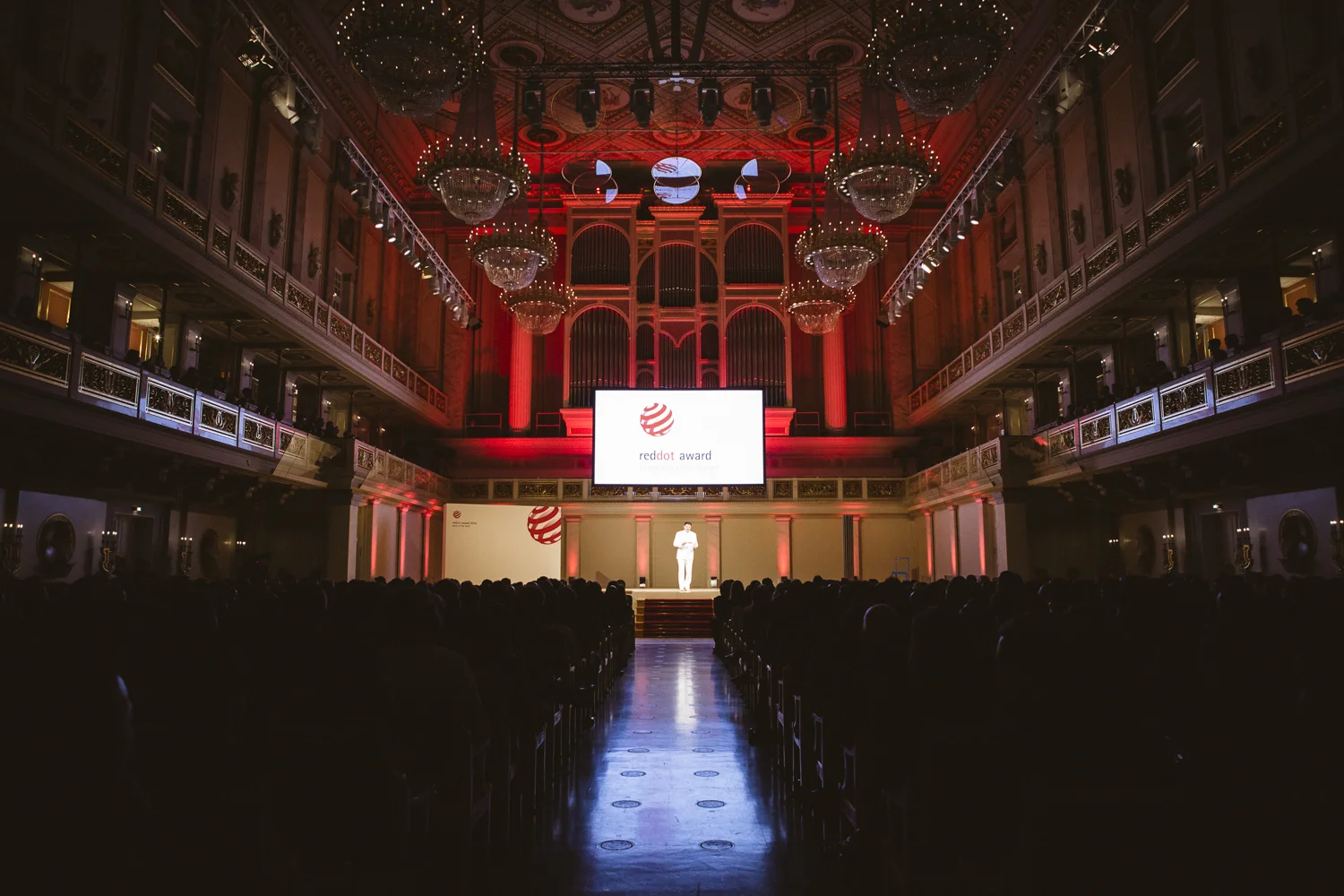 red_dot_award_exhibition10.jpg