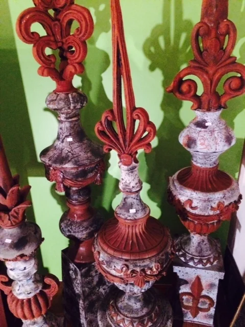 Large decorative finials.JPG