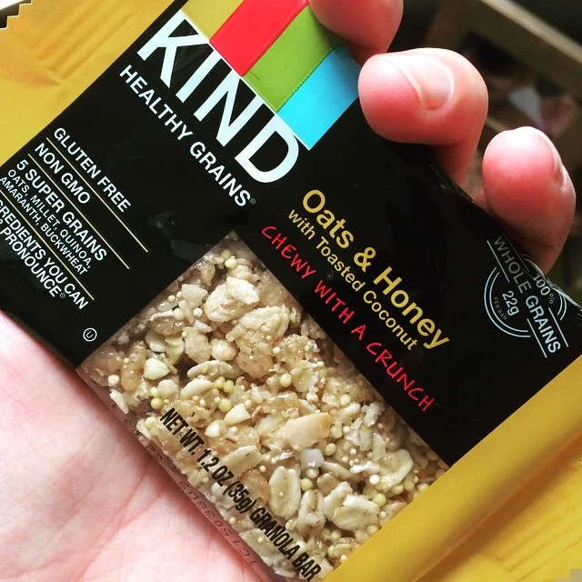 Food shopping is confusing as hell and choosing a healthy #granolabar is no exception. I like @KINDSnacks- partly because I recognize all the ingredients, but also, because most (not all) bars are pretty low in sugar. This one is only 6 grams of sugar with 2.5 grams of fiber. Perfect for a small snack or pre-workout burst of energy. #healthysnacks #lowsugar #highfiber #bushwick #bushwicknutrition
