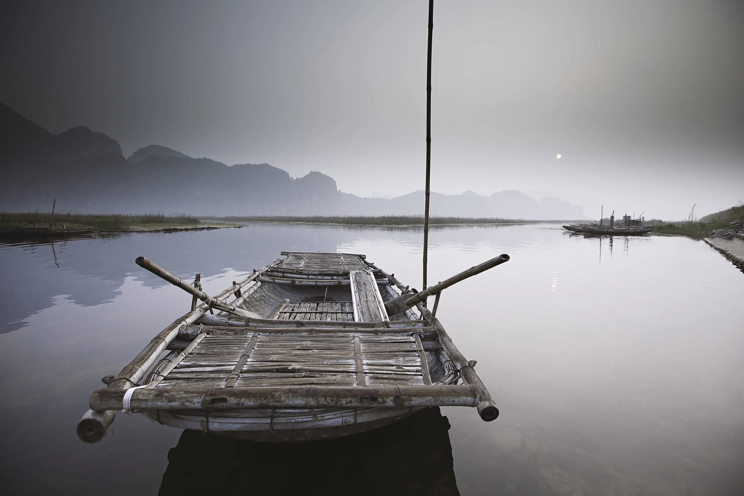 boat vietnam.jpg