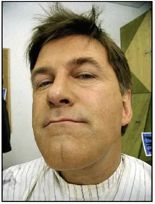 alecbaldwincatnhatw.jpg