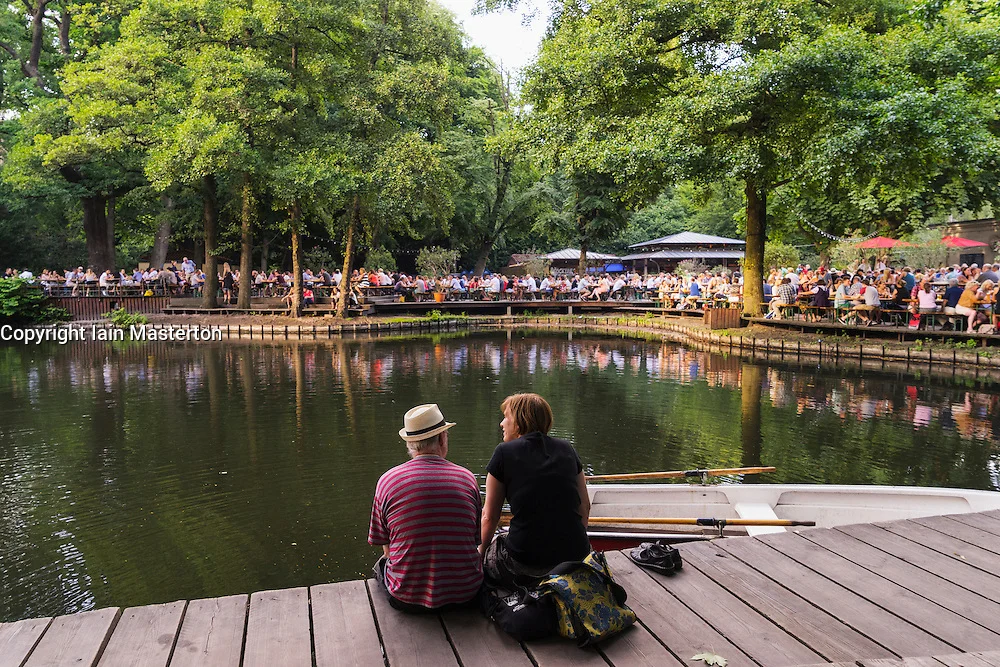 cafe am neuen see image 3.jpg