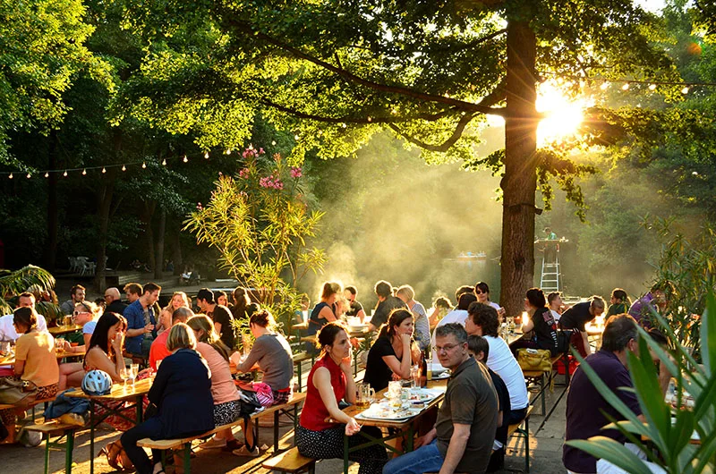 cafe am neuen see image 2.jpg