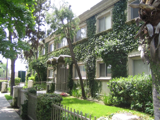 72 Units - $9,850,000