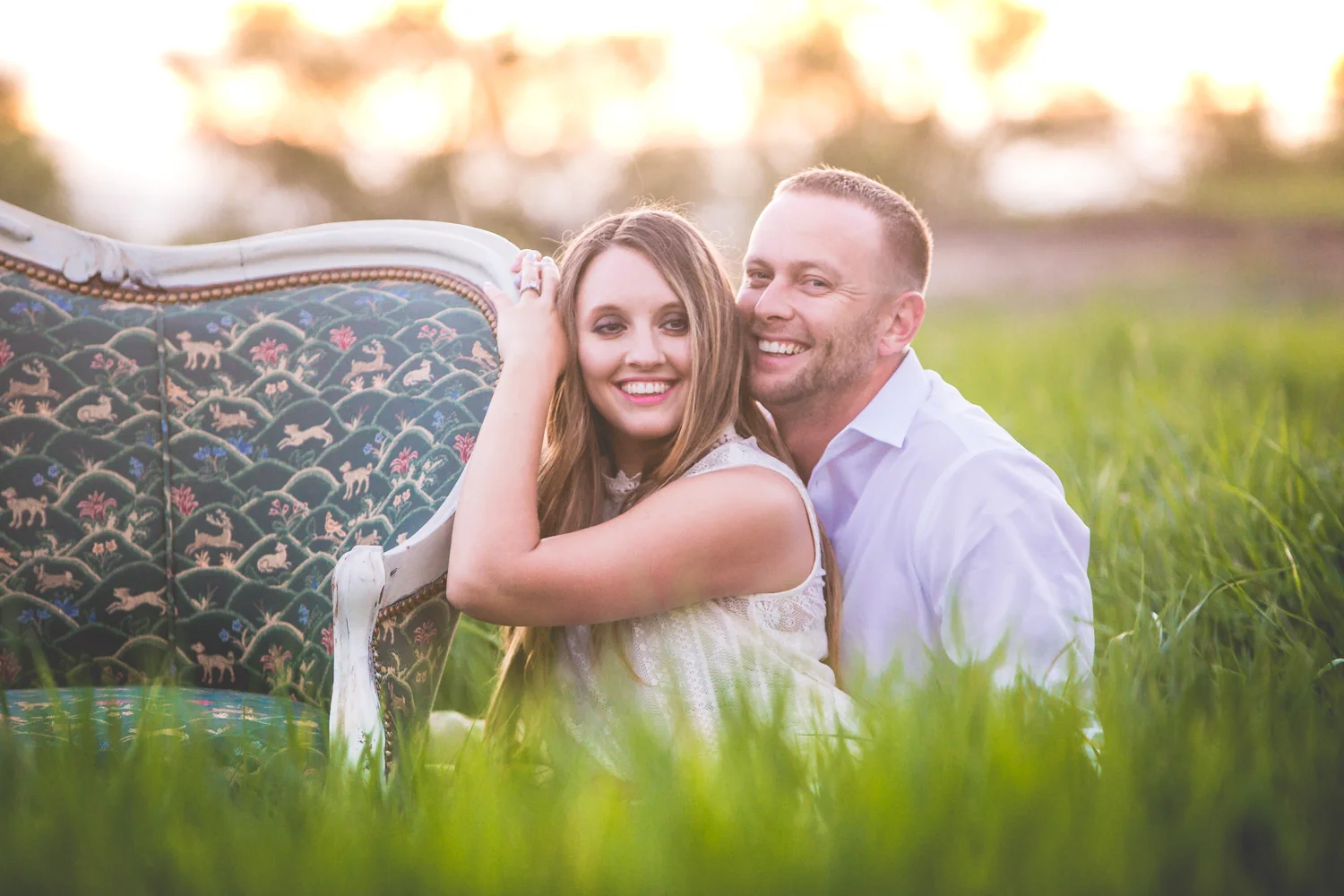 Engagement with a victorian couch at Sandstone Ranch. Take by Jared M. Gant