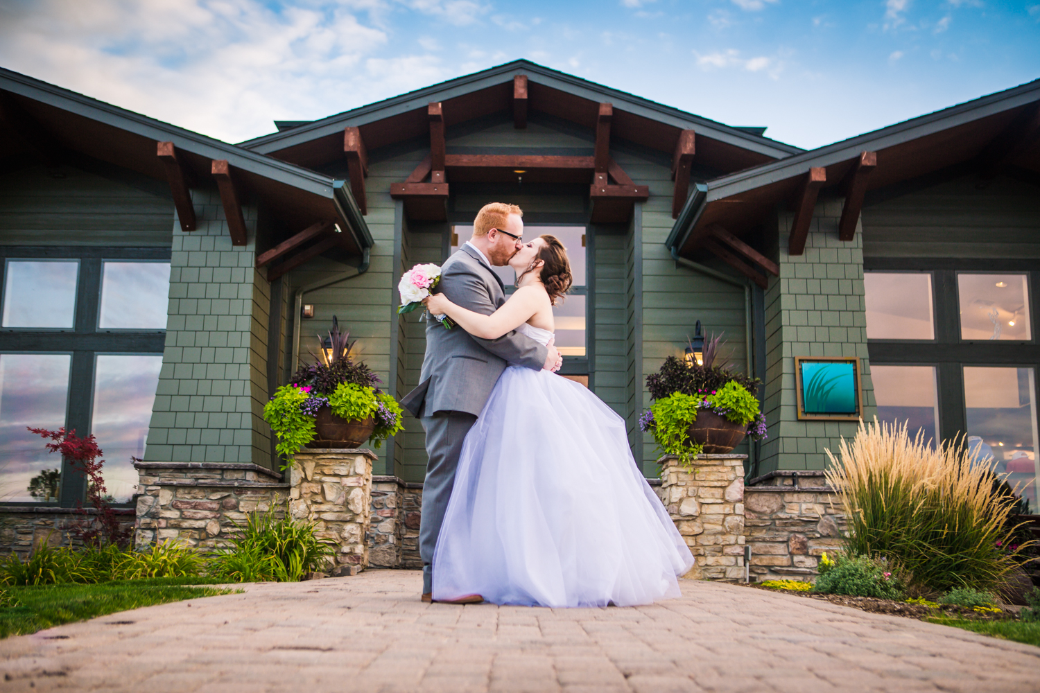 Black Bear Golf Club wedding photographed by JMGant Photography. 