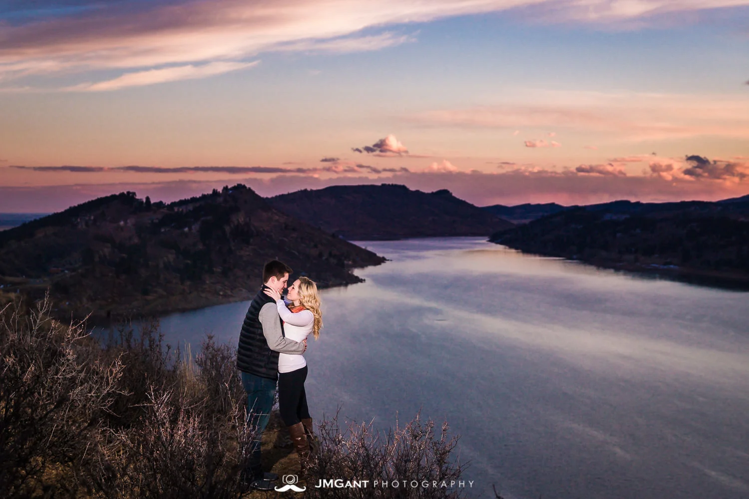 Fort Collins engagement pictures by JMGant Photography. Fort Collins Wedding Photography | Horsetooth Reservoir engagements | Sunset engagements | northern colorado engagements