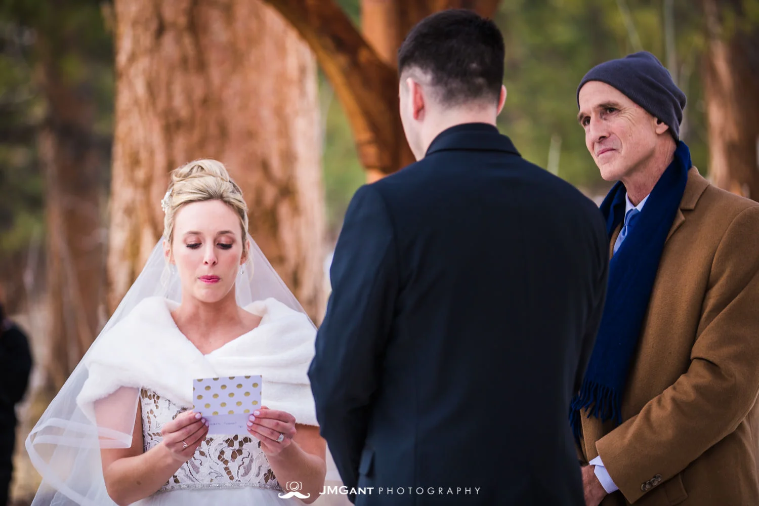 Stunning elegant wedding at the Della Terra Mountain Chateau in Estes Park Colorado. Photographed by Jared M. Gant of JMGant Photography.