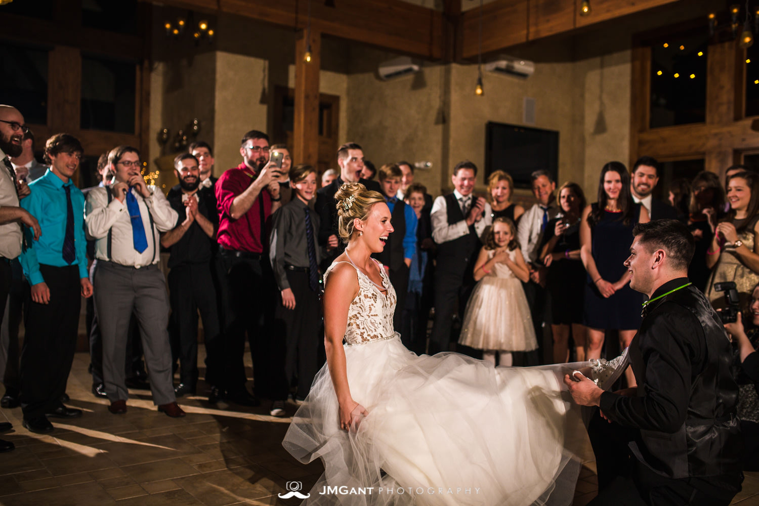 Stunning elegant wedding at the Della Terra Mountain Chateau in Estes Park Colorado. Photographed by Jared M. Gant of JMGant Photography.