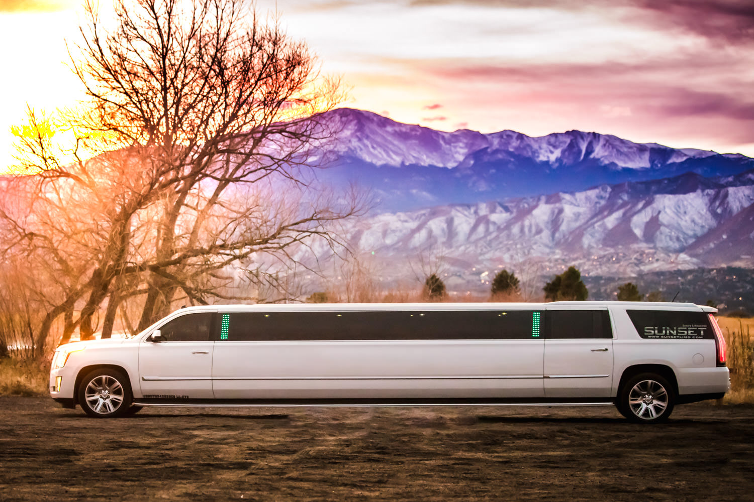 colorado_wedding_transportation_sunset_luxury_limousines