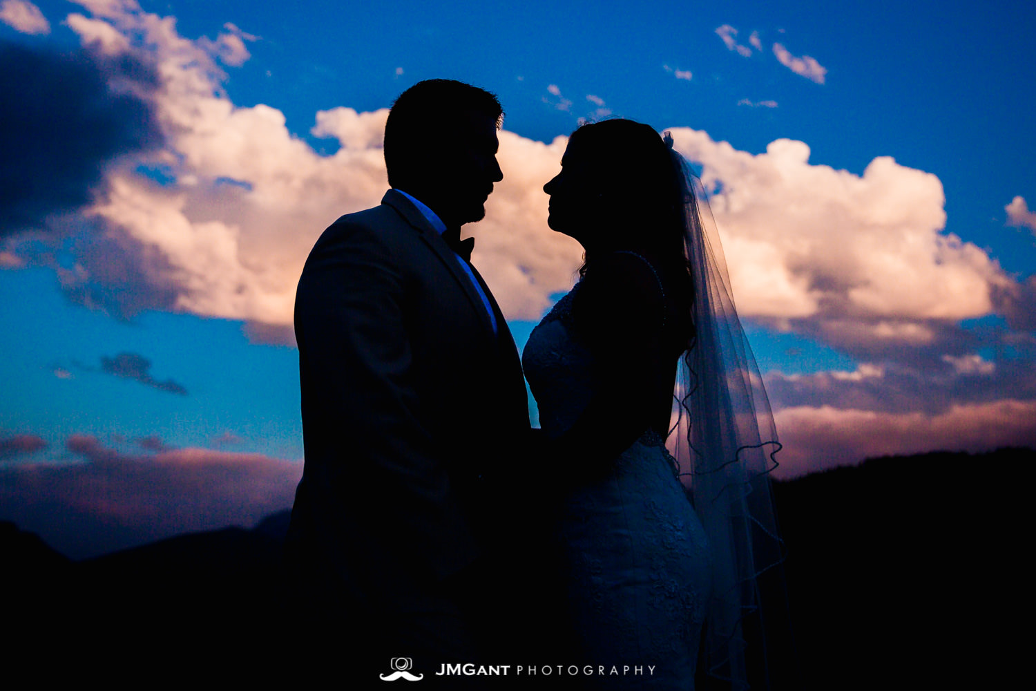 Rocky Mountain National Park first look wedding photos.
