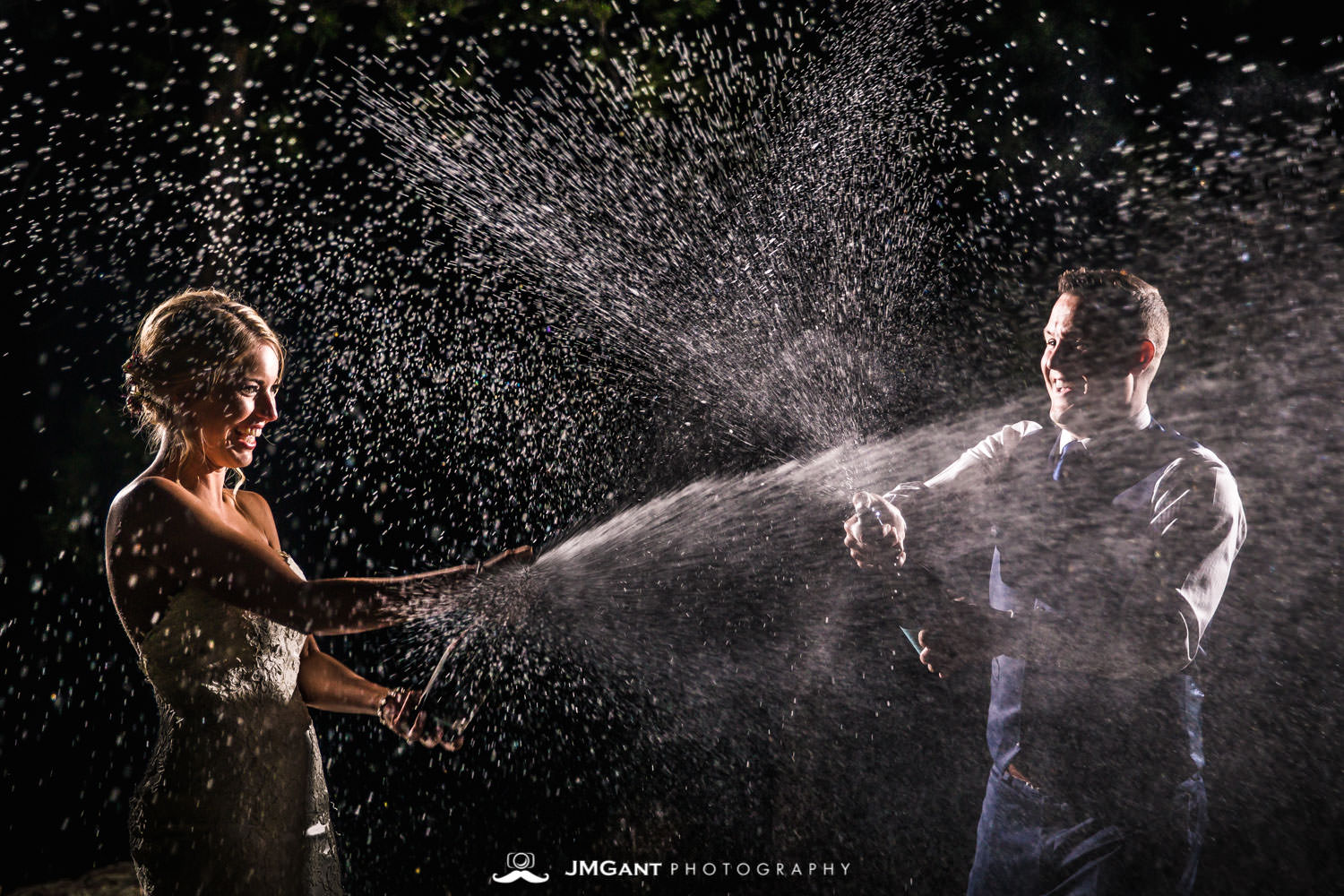 Beottcher Mansion Summer Wedding by JMGant Photography