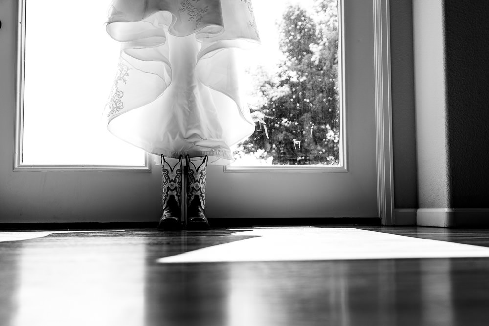 Ellis Ranch Event Center wedding by Loveland, CO photographer, JMGant Photography
