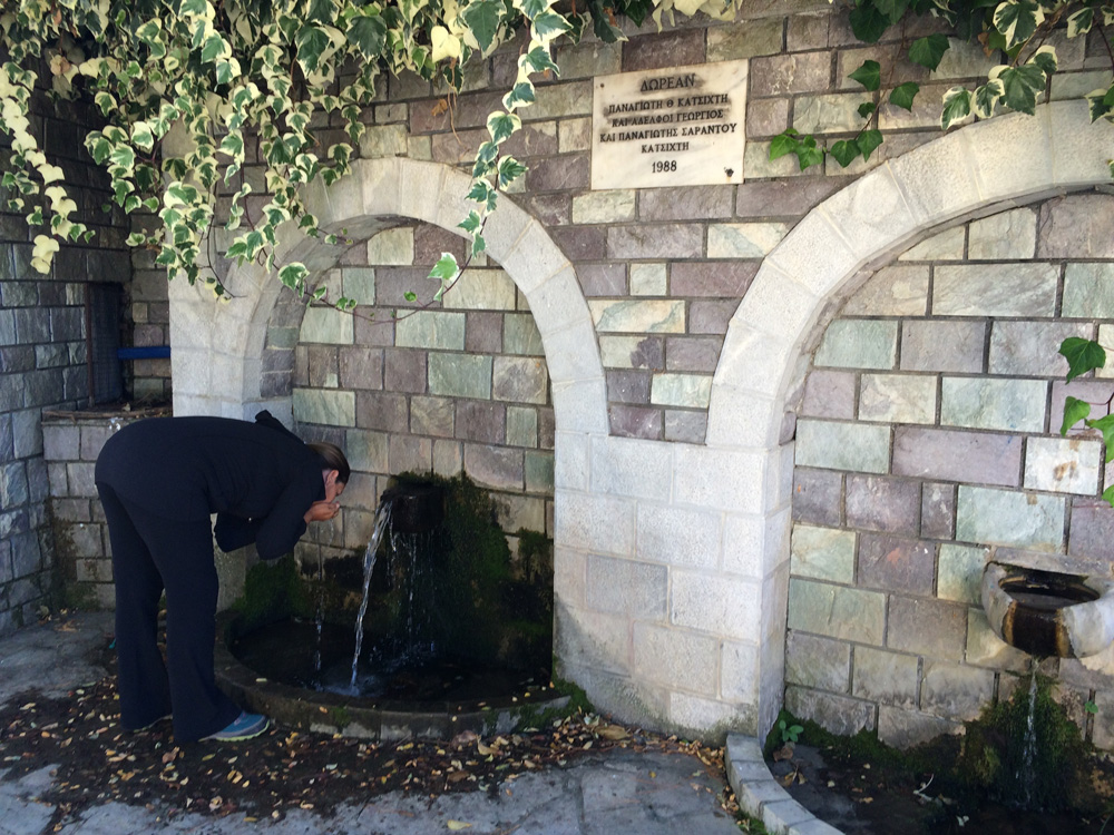 The fresh well or Vrisi in the middle of the town