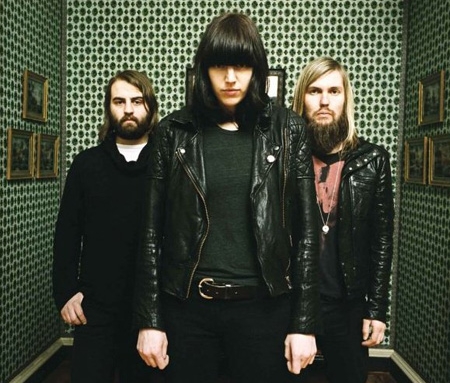 Band of Skulls … magpie spotters