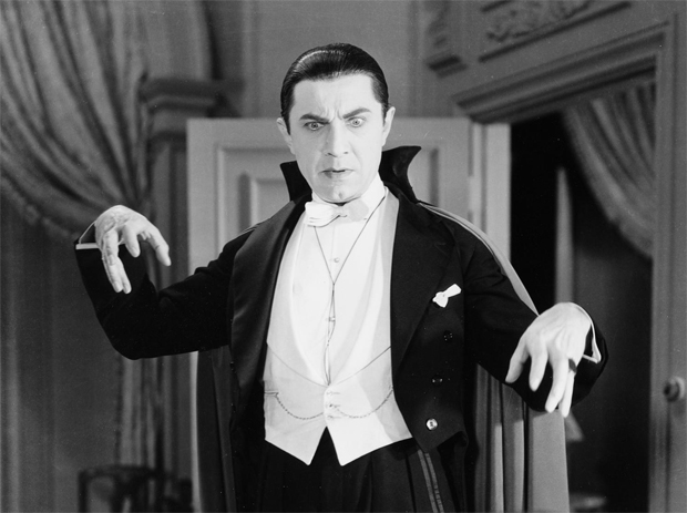 Bela Lugosi: I never play without my cape