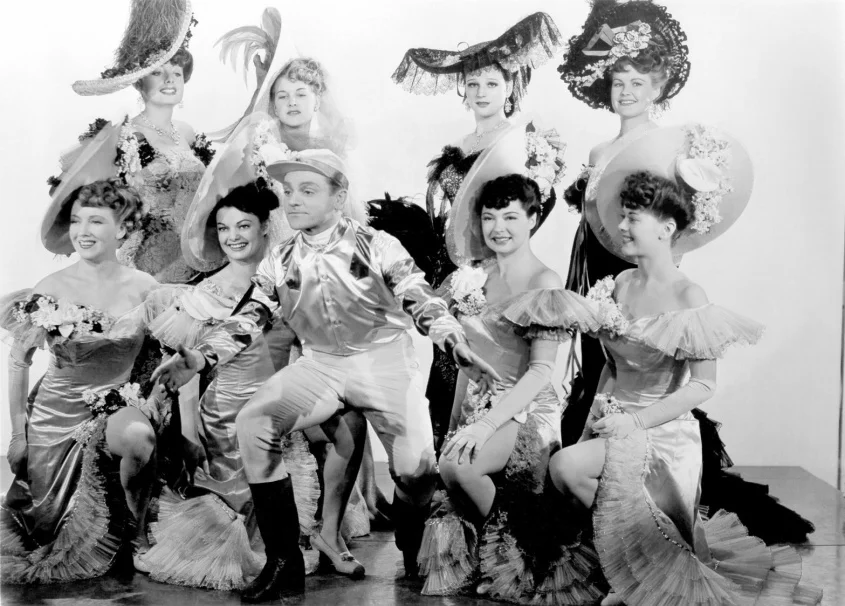 James Cagney and chorus in Yankee Doodle Dandy (1942)
