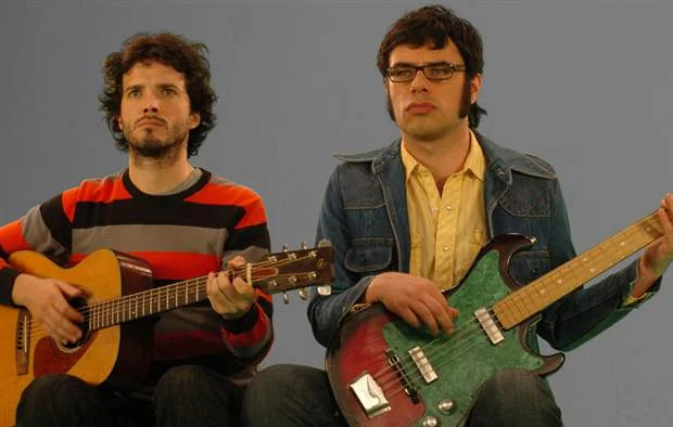 Bret and Jermaine. The classic combination of downtrodden pals in Flight of the Conchords