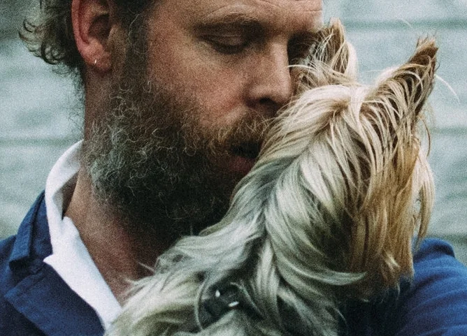 Bonnie ‘Prince’ Billy aka Will Oldham, and friend