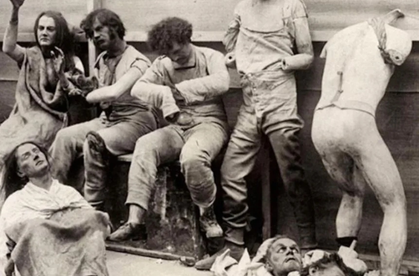 Melting hearts: Madame Tussaud’s fire ‘survivors’ in 1930