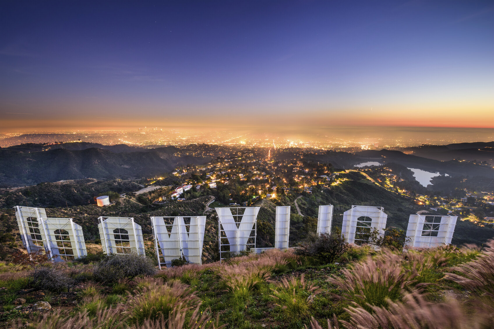 Hollywood sign in reverse.jpg