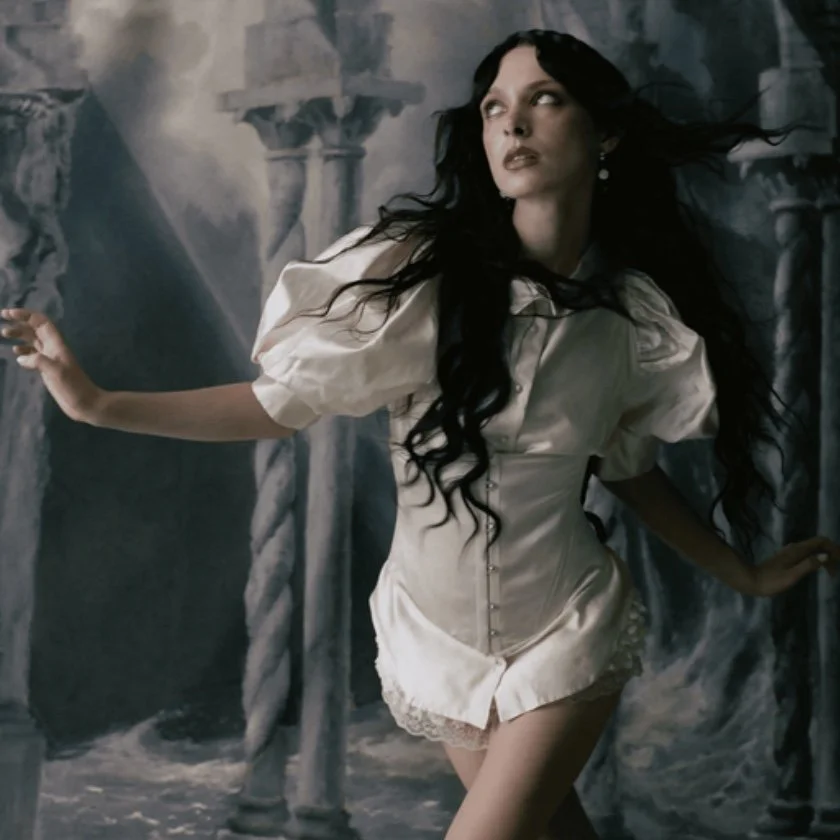 Holly Humberstone - Die Happy.jpeg