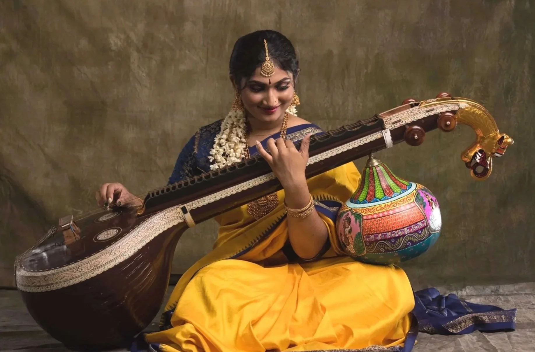 Veena player.jpg